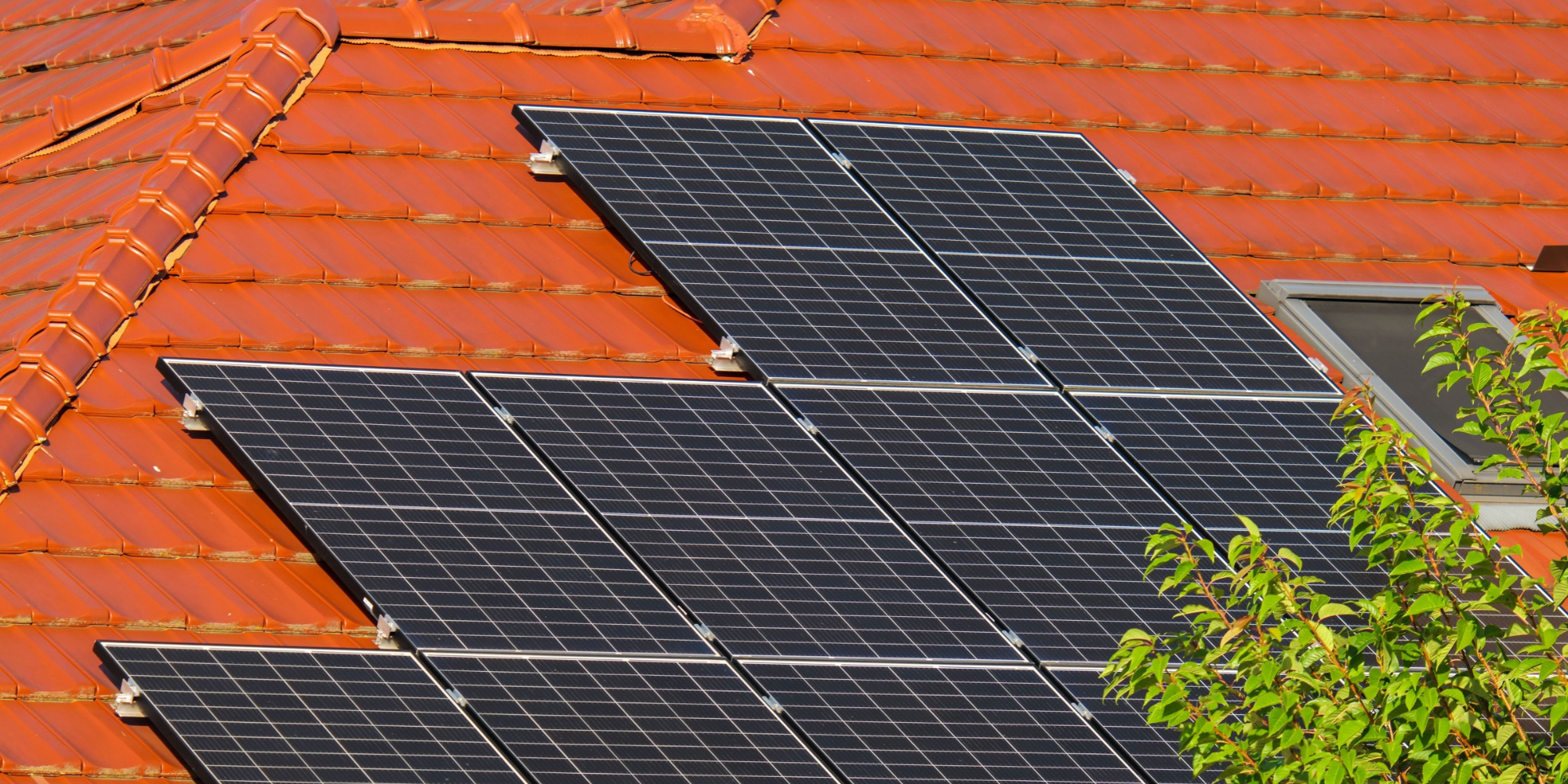 Incendie et panneaux solaires : risques et normes de sécurité