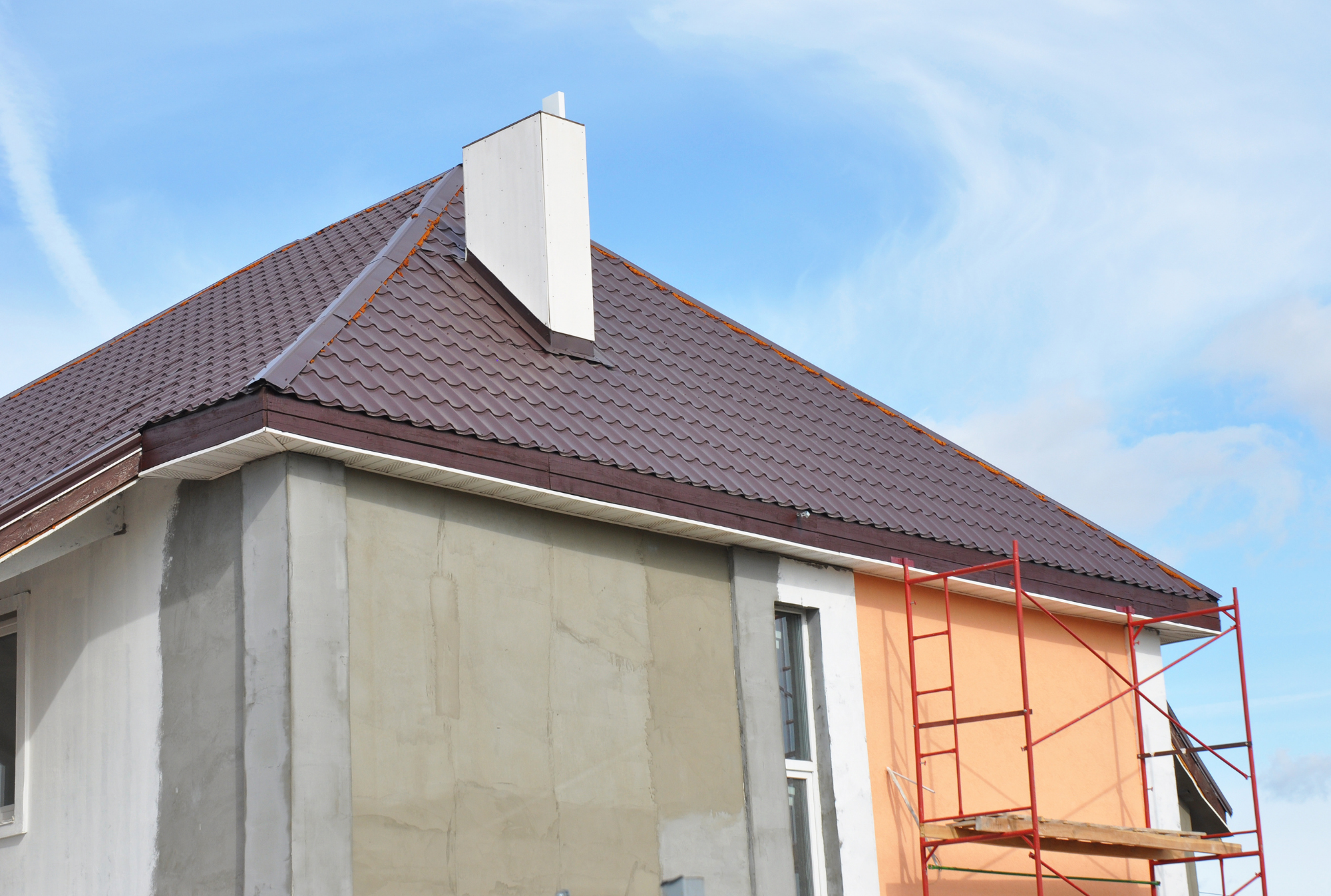 Isolation de l'enveloppe d'une maison, première étape d'une rénovation énergétique réussie